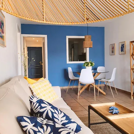 La Casa Azul Apartment *